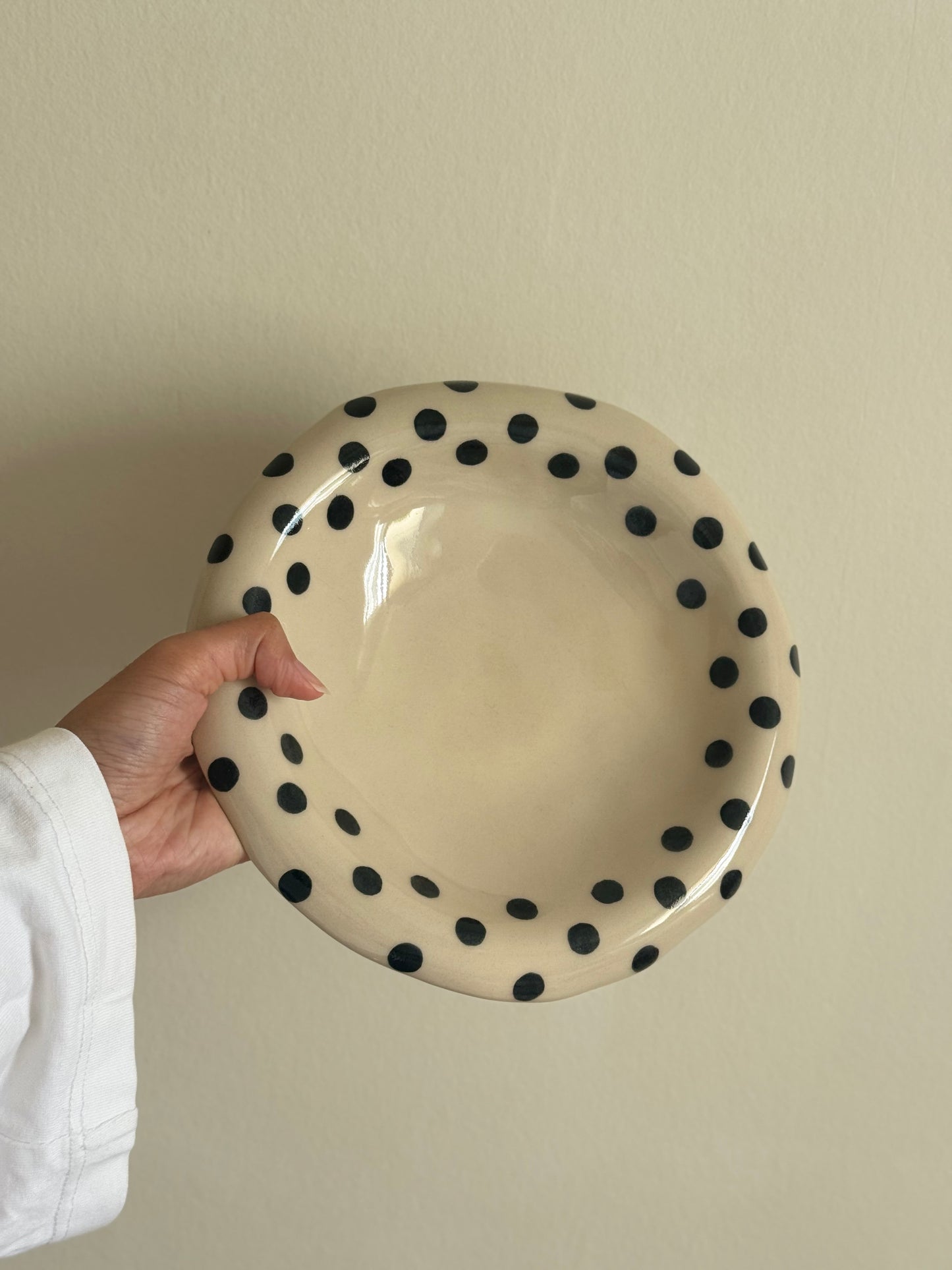 assiette creuse polka dots